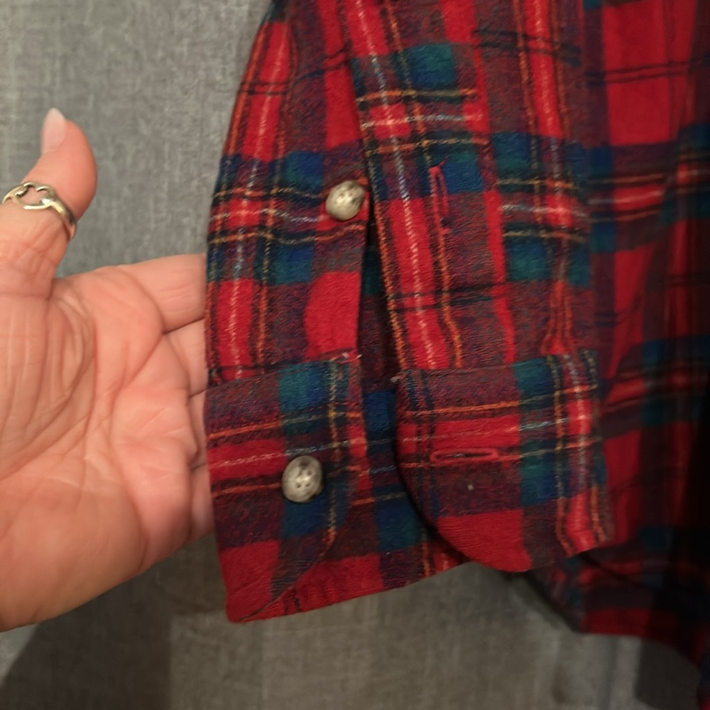 Red Pendleton Flannel 100% Wool - image 8